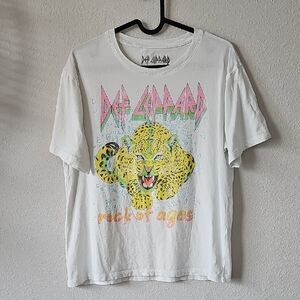 Def Leppard Rock of Ages Graphic T-Shirt